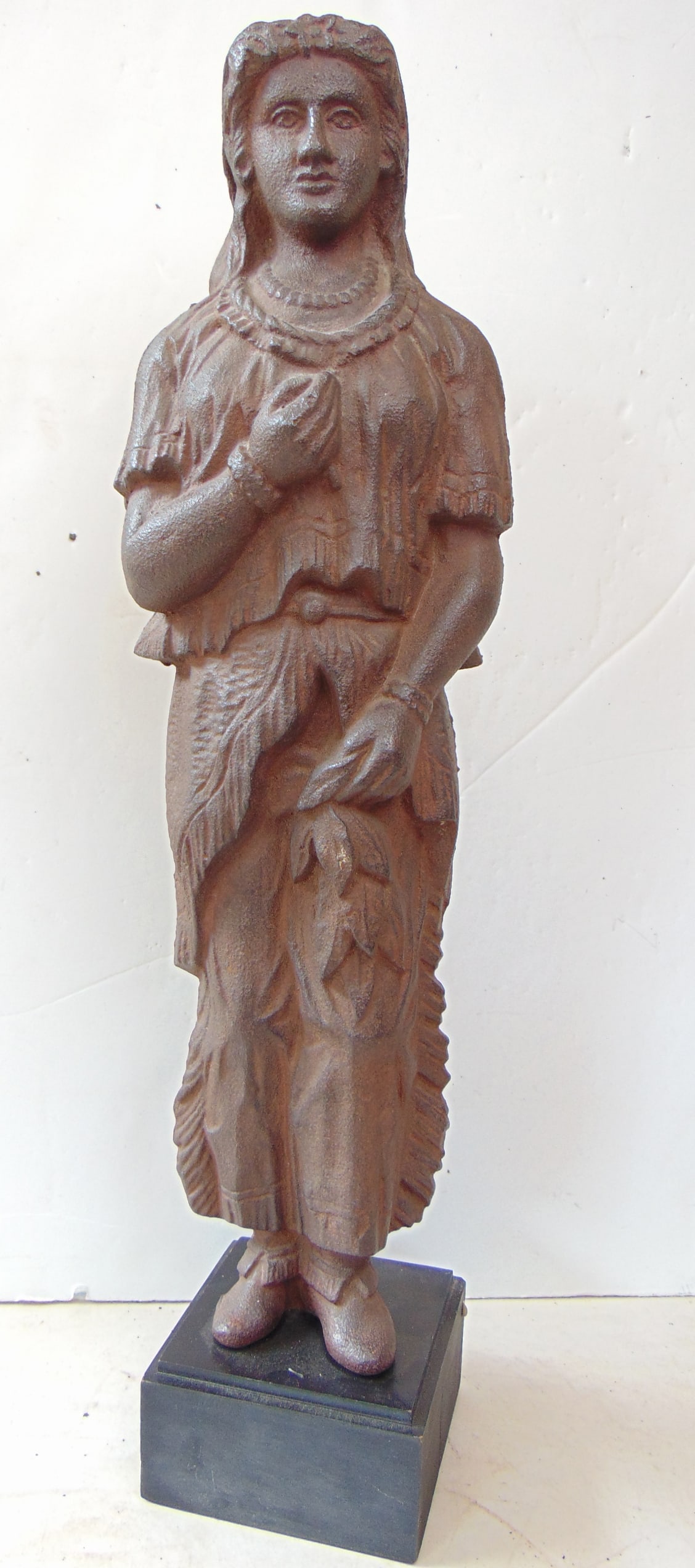 Cast iron counter top cigar store Indian Princess figure, mid 19th century, cast in two parts,23.5" (1 of 8)