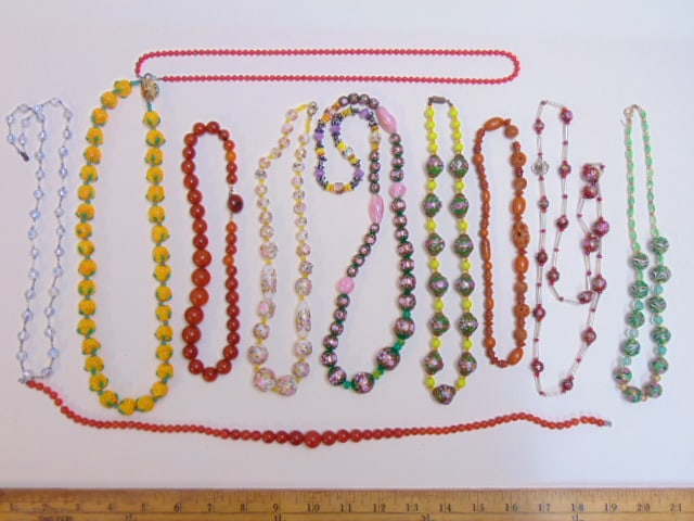 JEWELRY LOT OF 11 VINTAGE Beaded Necklaces to include several Venetian Millefiori pcs & other. good (1 of 7)