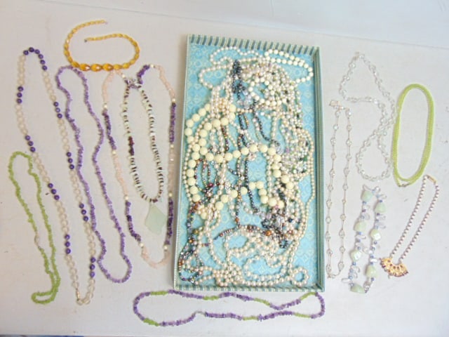 Large Lot BEAD & other necklaces to include amethyst; crystal; glass, pearl; & other: Large Lot BEAD & other necklaces to include amethyst; crystal; glass, pearl; & other
