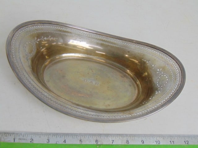 Tiffany & Co sterling silver oval bowl with reticulated edge, 11.75" by 7 7/8", 14 troy, engraved (1 of 5)