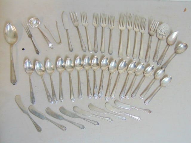 Lot sterling silver flatware, 4 dinner forks, 4 lunch forks, 16 small spoons, 8 butter knives & (1 of 5)