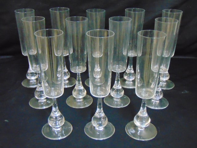 Set 12 Baccarat crystal stemware, champagne flutes, height is 8.5", good condition. (1 of 5)