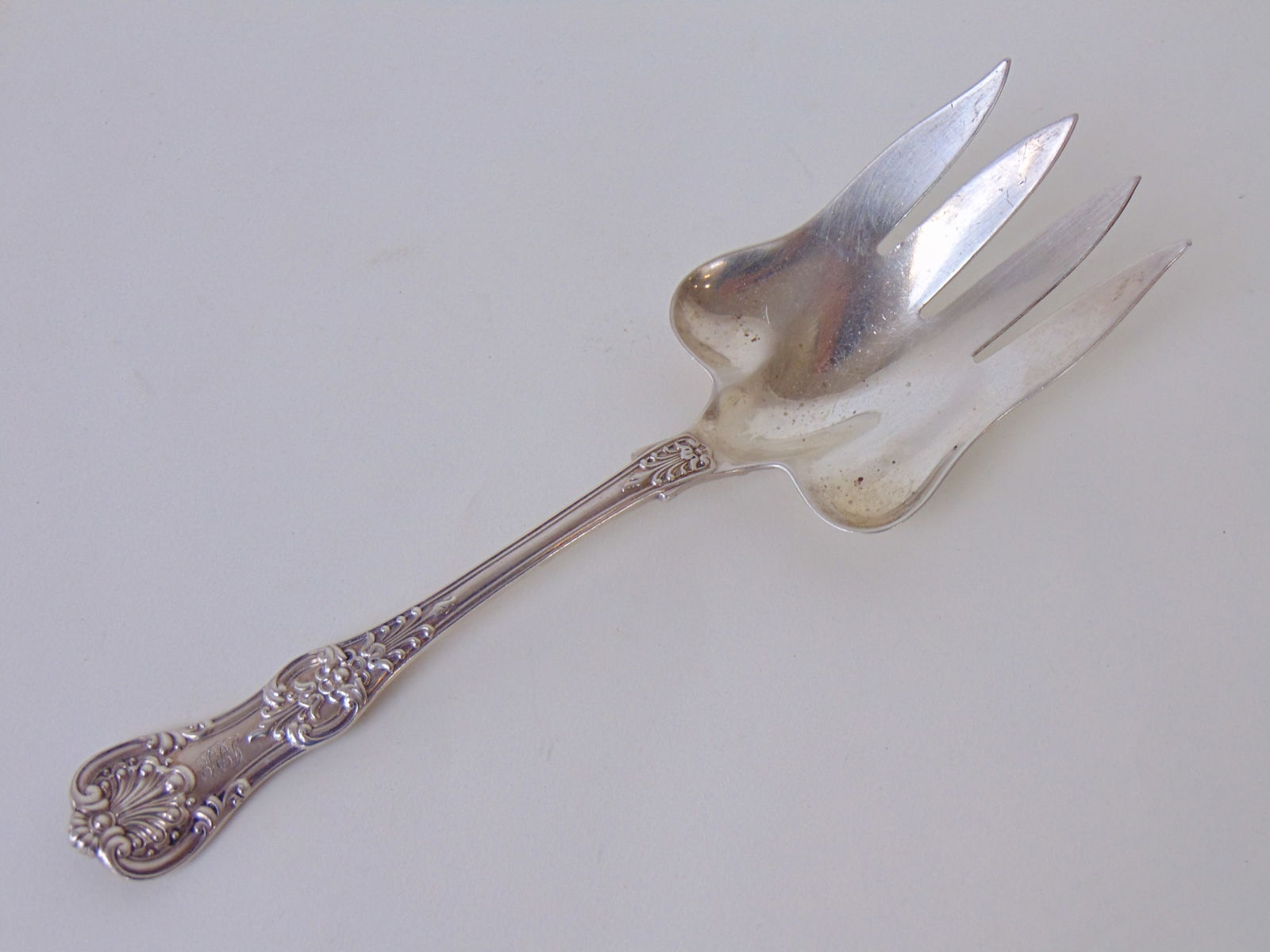 Tiffany sterling silver serving fork, 5 troy, 9.5" long (1 of 5)