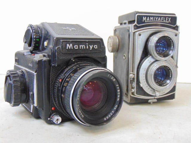 2 Mamiya cameras, Mamiya M645 camera with Mamiya 80mm lens & Mamiya Flex camera. (1 of 6)