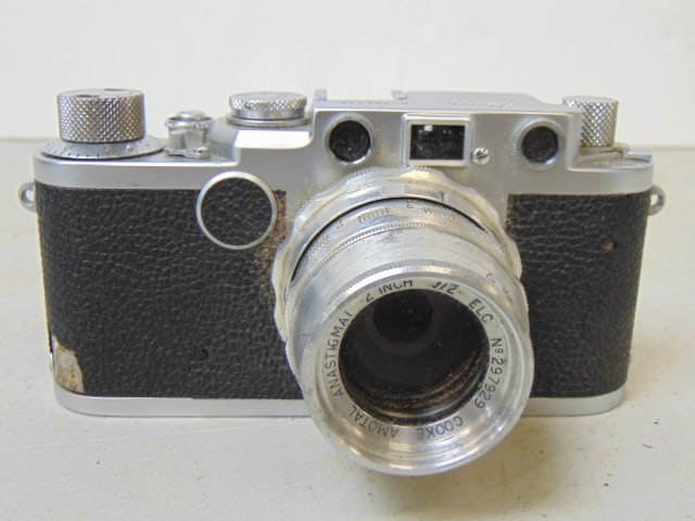 Vintage Leica IIf 1950's camera with CookeAmotal Anastigmat 2 inch lens, serial number 764095 (1 of 6)