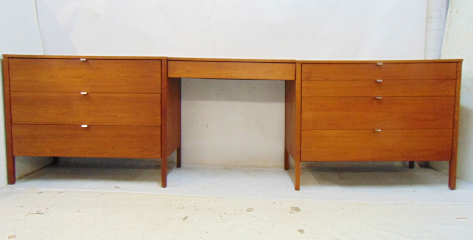 3 piece Florence Knoll for Knoll Associates Vanity, left chest has 3 drawers, right chest has 4 (1 of 13)