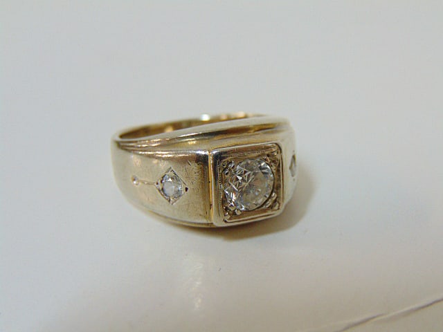 Jewelry. Diamond ring, 14kt white gold, 10.30 grams, size 6 1/2, central round diamond approx. 6mm, (1 of 4)