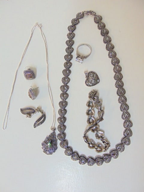 Jewelry. Sterling marcasite lot to include necklace & matching earrings 1.92 troy oz; small heart (1 of 4)