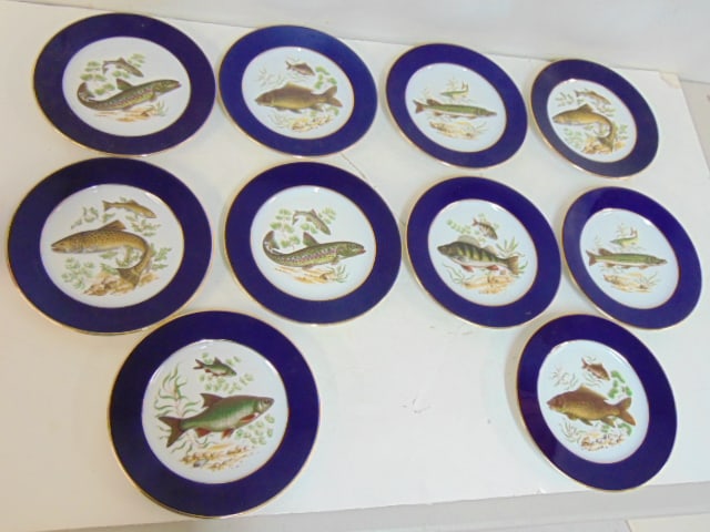 Set of 10 porcelain fish plates by Kuba Porzellan, Bavaria, Germany, with cobalt border, plates are (1 of 6)