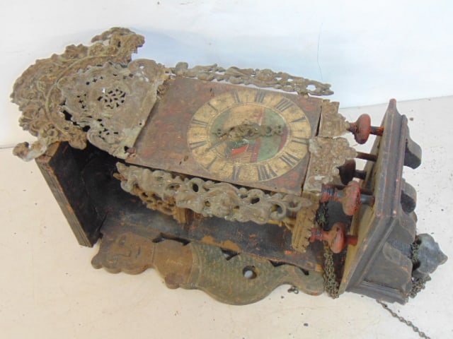 Dutch Frisian wall clock, no weights, as found, needs restoration or for parts (1 of 5)