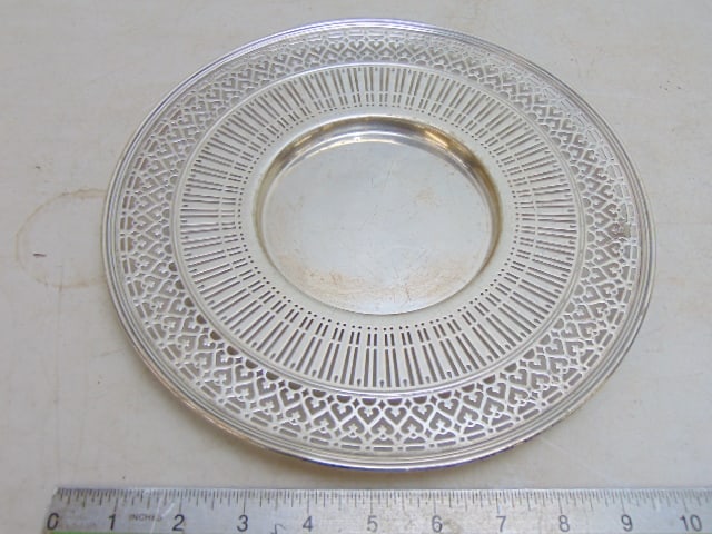 Tiffany & Co makers sterling silver plate with reticulated edge, diameter is 10 5/8", 12.5 troy (1 of 4)