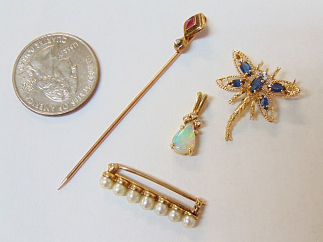 Jewelry. 4 pc Gold lot to include 14kt dragonfly pin w/ blue gemstones & two small diamond chips (1 of 3)