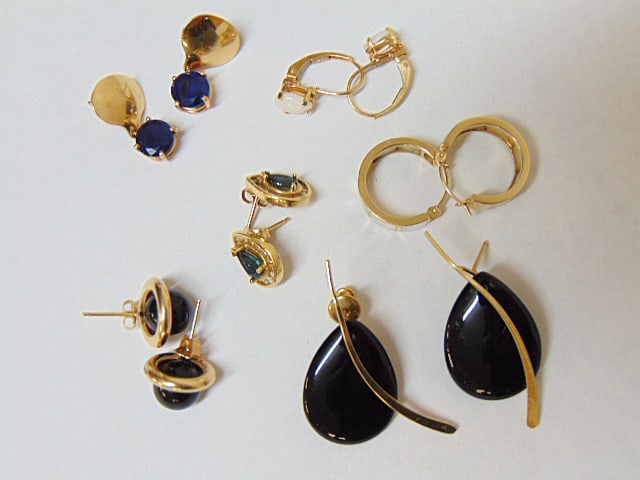 Jewelry. 6 pairs of Gold earrings to include 14k w/ blue gemstone 3.75 grams no backings; 14k Mexico (1 of 5)