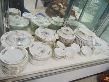 Set of Japanese porcelain dinnerware, floral decorated, 12 dinner plates, 12 cups and saucers, 12