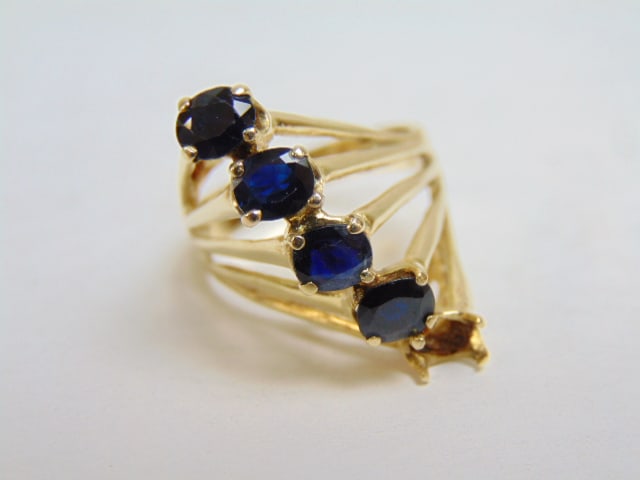 Jewelry. Vintage 14kt gold fan design ring w/ 4 blue gemstones one missing, 6.48 grams, size 7 1/2, (1 of 5)