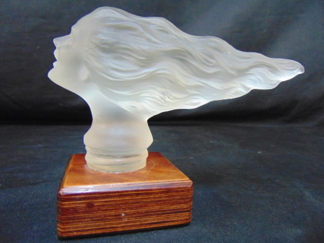 Artglass head mascot sculpture on wood base, manner of Lalique (1 of 5)