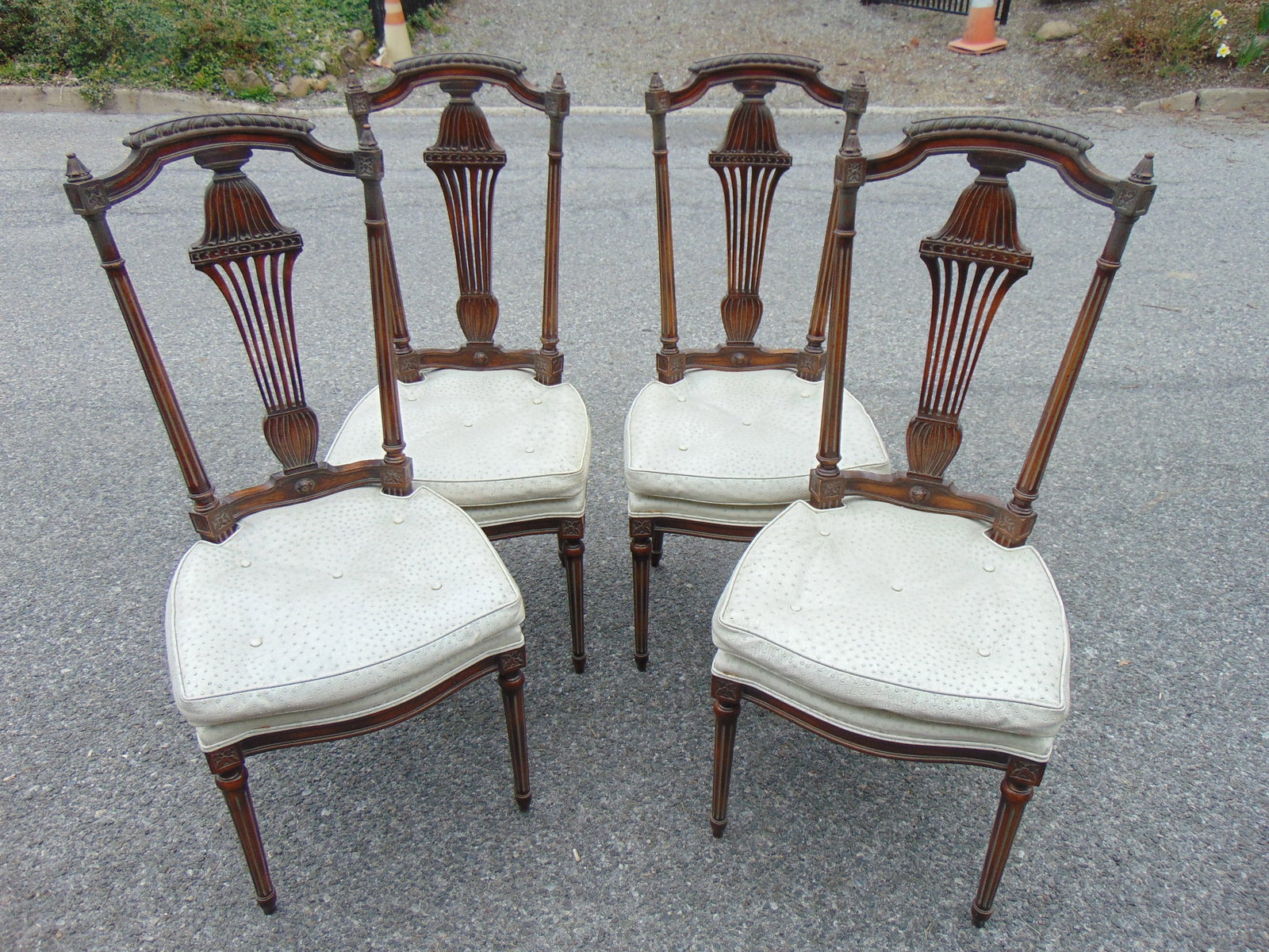 Set 4 tall back chairs, white vinyl seats, carved legs & detail back, chairs are 19" wide, 17.5" dee: Set 4 tall back chairs, white vinyl seats, carved legs & detail back, chairs are 19" wide, 17.5" deep, height is 44"