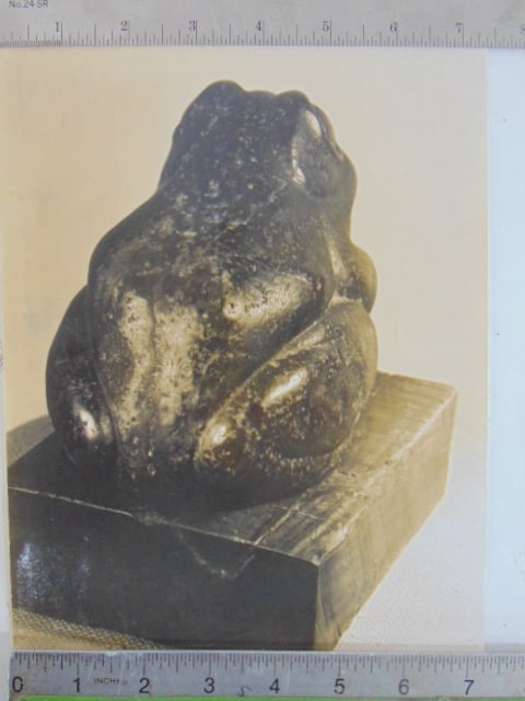 Photograph by Soichi Sunami, subject stone carving of frog by Mark Morrison, photograph is 9.5" by 7 (1 of 2)