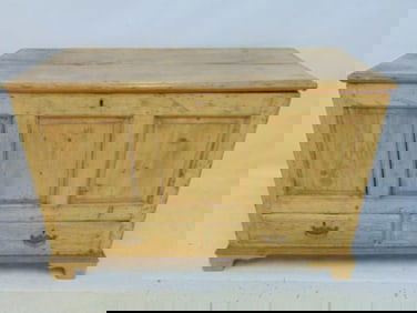 Pine blanket chest with raised panel front, two drawers in base & lift top, has small drawers