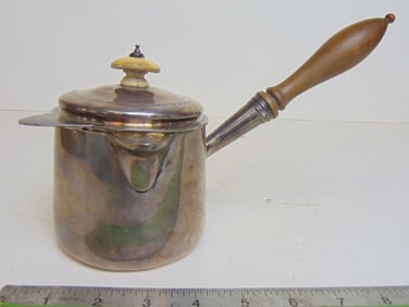 Edward Barnard 1818 single handle sauce pot, Georgian silver, 15 troy (including wood handle, bone