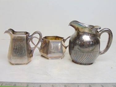 2 sterling creamers & sugar bowl, sugar & matching creamer plus additional creamer, 17 troy