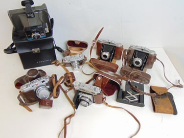 Vintage camera lot, includes Polaroid, Pax, Retina, Agfa, more