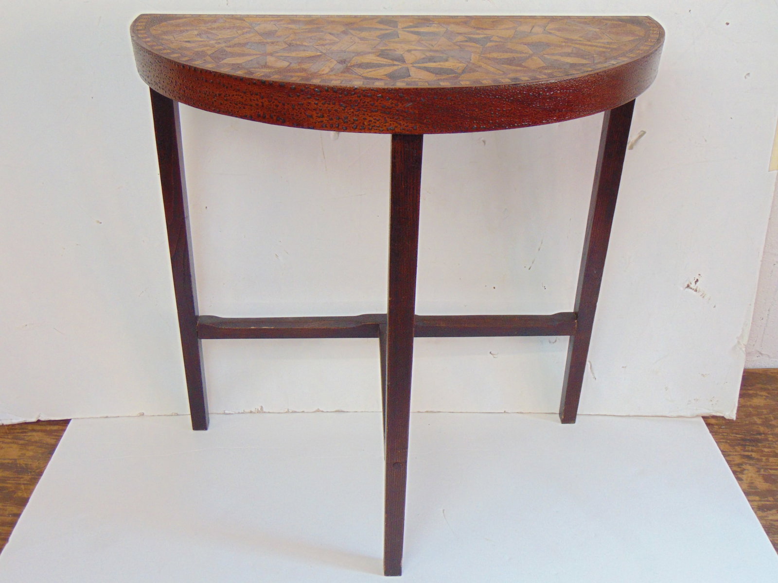Small inlaid Demi-lune stand, 24.5" wide, 12 1/8" deep, height is 24 5/8": Small inlaid Demi-lune stand, 24.5" wide, 12 1/8" deep, height is 24 5/8"