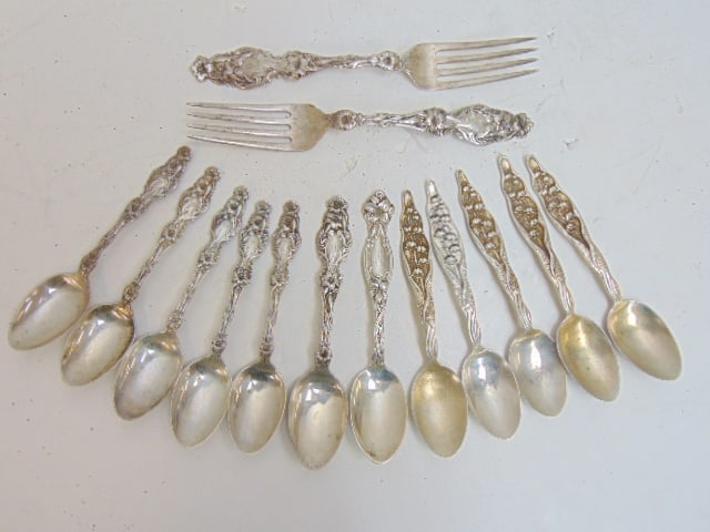 Lot sterling flatware, Lilly Pattern & other, 2 forks, 12 spoons, 15 troy (1 of 4)