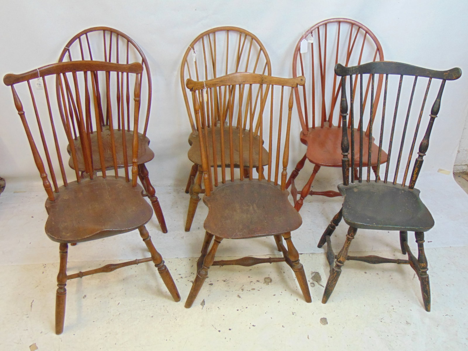Assembled set of 6 Windsor chairs, 3 bow back, 3 straight back rabbit ear Windsors, size (average, (1 of 14)