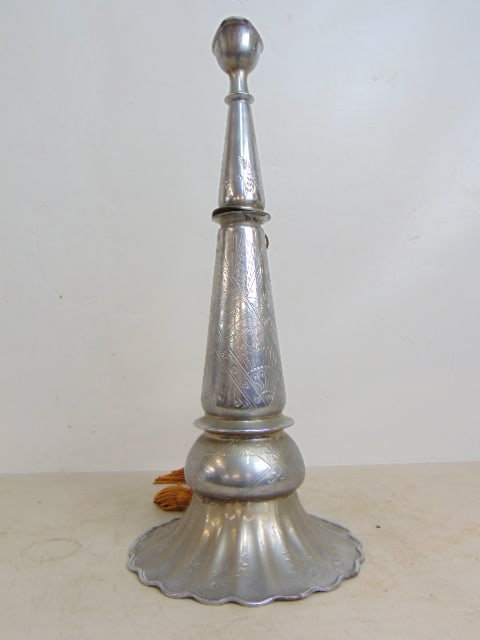 Historic Beacon Engine fire horn, engraved, "Presented to Beacon Engine Company No 1, Mattaewan, NY (1 of 7)