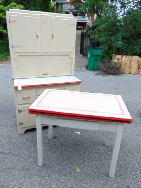 Art Deco Hoosier & matching enamel to kitchen table, Art Deco kitchen Hoosier cabinet by Oxford, PA, (1 of 12)