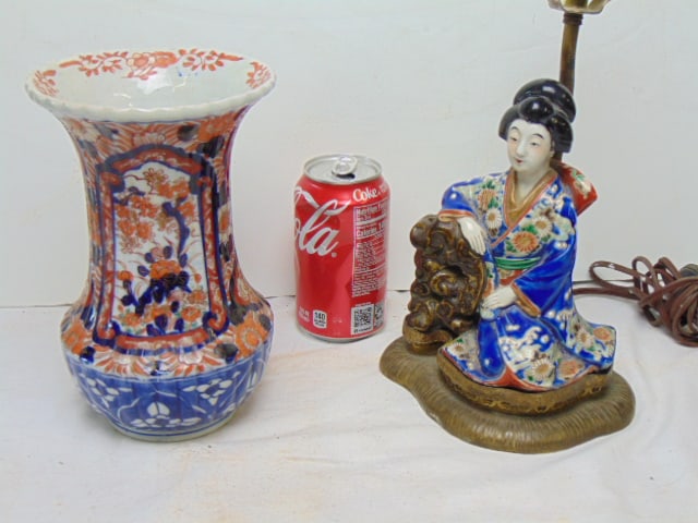 2 pcs Asian porcelain vase & figural lamp
