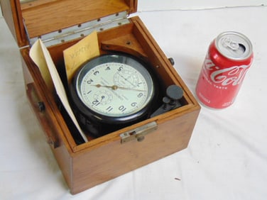 CHRONOMETERWERKE WEMPE HAMBURG in wood case with glass top