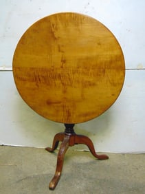 Tiger maple tilt top table