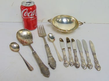 Sterling lot with handles 5.50 troy oz and 8 handles