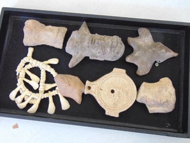 Pre Columbian lot, age uncertain, fragments, figures
