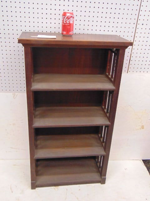 Mission oak shelf (1 of 2)