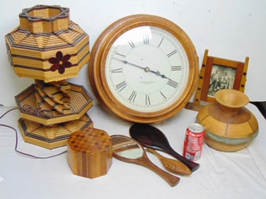 Lot of woodware and a quartz clock