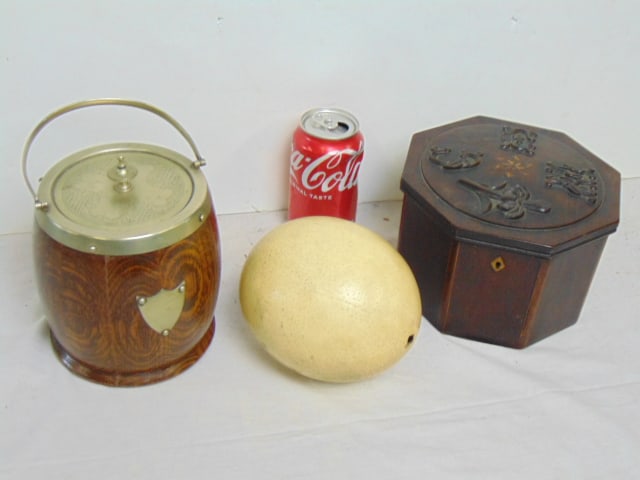 Biscuit jar, caddy, and ostrich shell: Biscuit jar, caddy, and ostrich shell