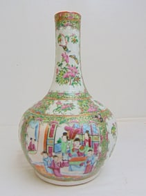 Chinese porcelain rose medallion vase, height is 13" good condition