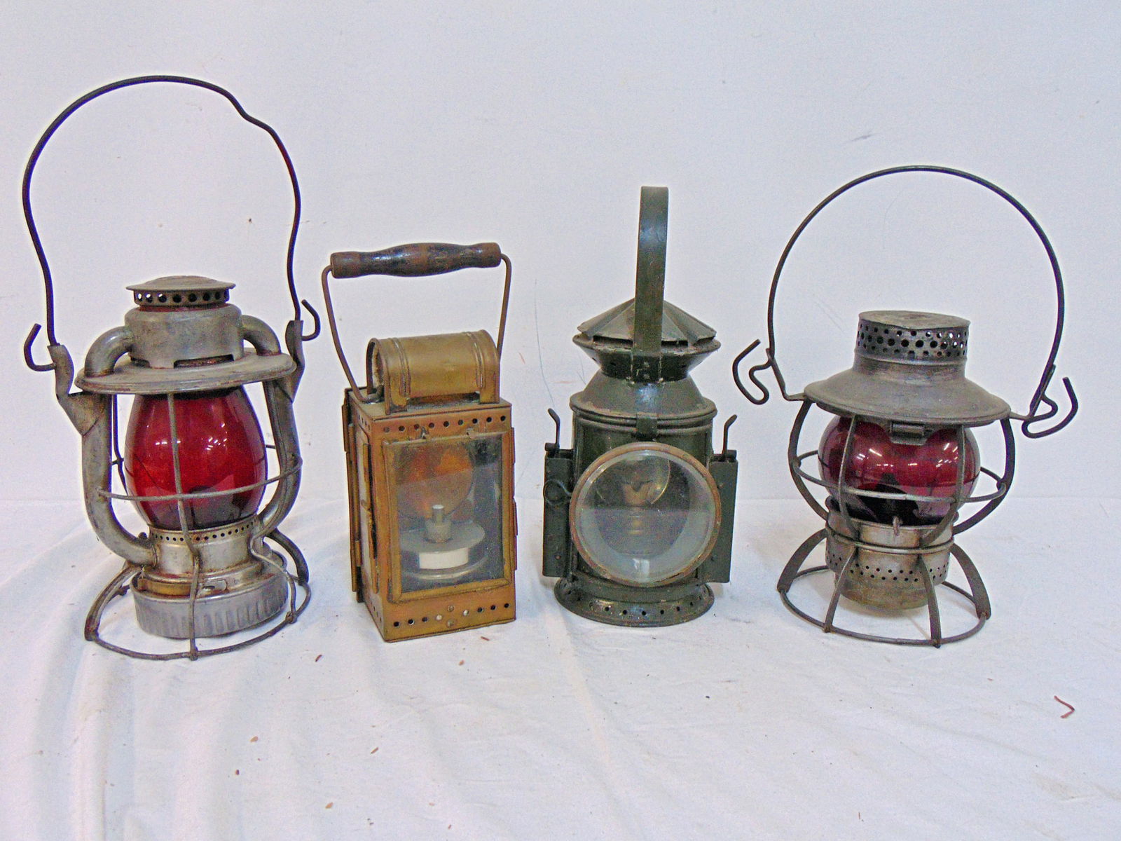 アームスピア Armspear Steel Guard レイルロードランタン アーム