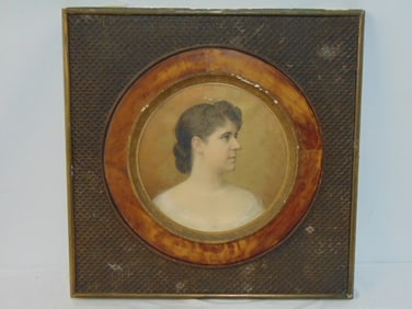 painting, portrait of a lady, signed Kurtz (Arthur), pastel, round, in decorative frame, framed size