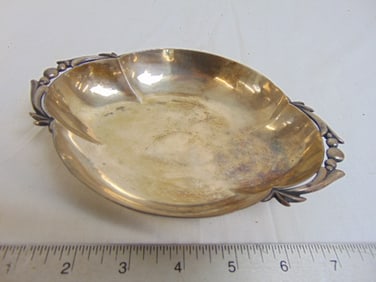 Cellini Shop handwrought sterling dish with decorative handles, 7.5" by 5.5", 7.5 troy