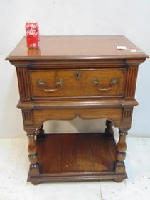 Small Oak English one drawer stand, good condition, 31 1/2" tall 25 1/4" wide