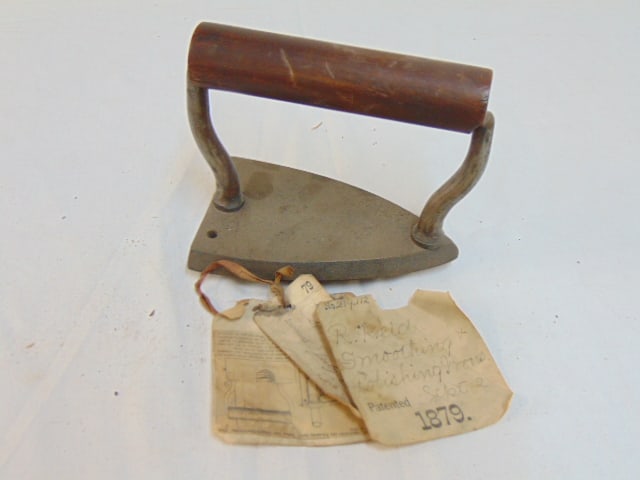 Patent Model, Smoothing & Polishing Iron, by R. Reid, Patent Model 219112, September 2 1879 (1 of 5)