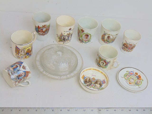 Lot coronation ware, cups & glass covered bowl, Queen Mary & King George, includes 8 cups, mugs, two (1 of 12)