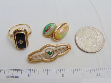 Jewelry. Misc 14kt Gold lot to include Victorian 14kt cameo/ black onyx w/ small diamond reversible