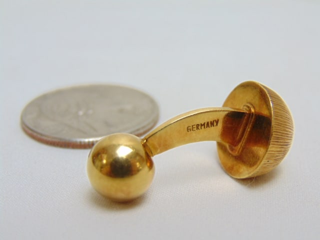 Jewelry. Pair 18kt Tiffany & Co. cufflinks, brushed gold hallmark German Tiffany & Co. 18ct. 12.90 (1 of 7)