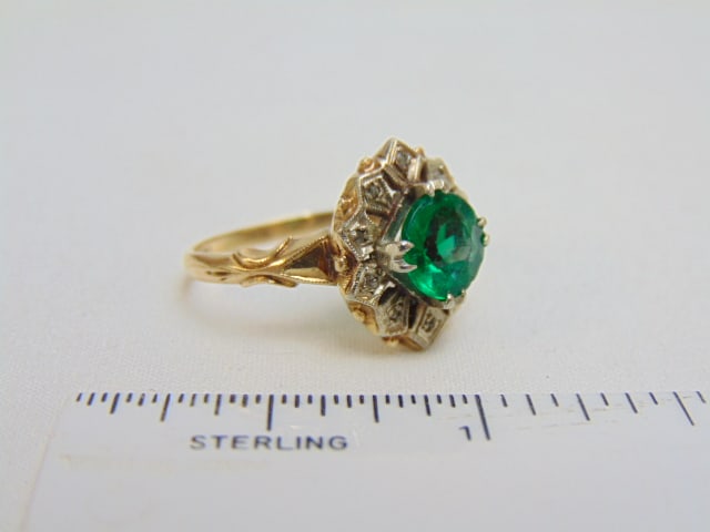 Jewelry. 14kt Gold ring w/ diamond chips & green stone, 2.85 grams, size 5 1/2 (1 of 5)
