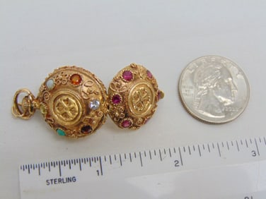 Jewelry. 14kt Gold locket/pendant w/ gemstones, 14.60 grams,